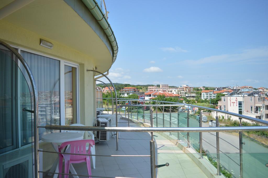 Family Hotel Coral Sozopol Exterior foto
